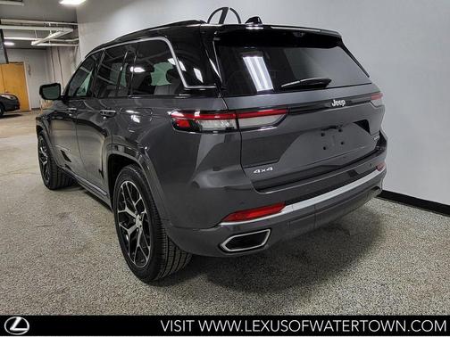 2024 Jeep Grand Cherokee Summit