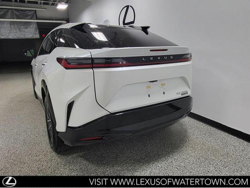 2025 Lexus RZ 450e Premium