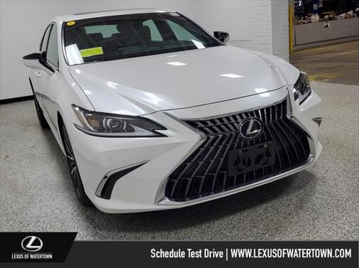 2022 Lexus ES 250 Base