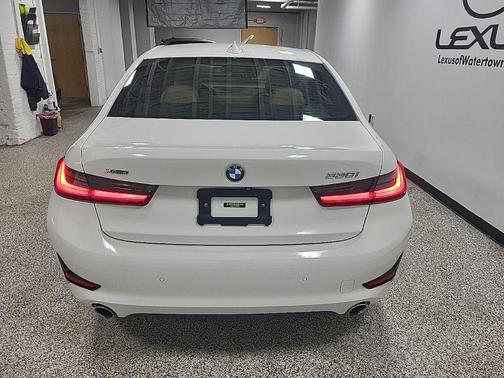 2019 BMW 330 xDrive