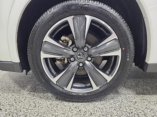 2025 Lexus UX 300h Premium