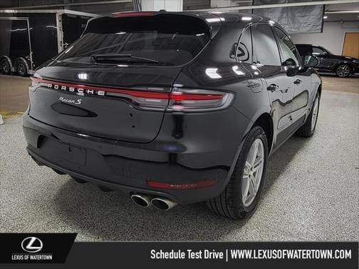 2020 Porsche Macan Base