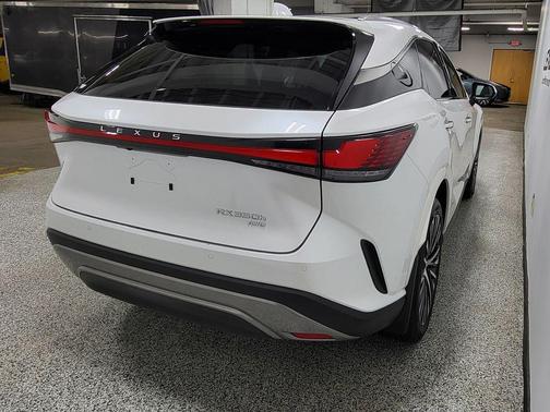 Eminent White Pearl 2024 Lexus RX 350h Premium Plus
