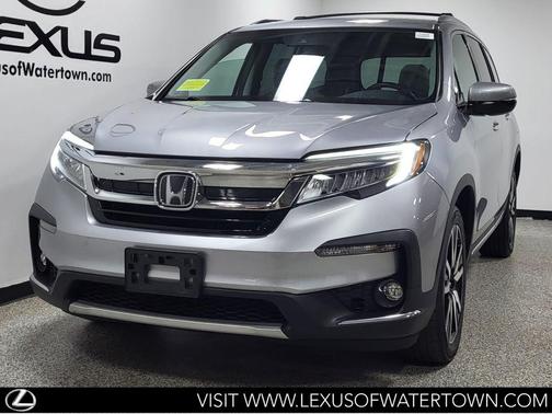 Modern Steel Metallic 2019 Honda Pilot Touring 8-Passenger