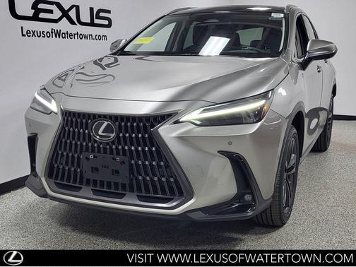 2025 Lexus NX 450h+ Luxury