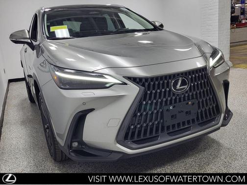 2025 Lexus NX 450h+ Luxury