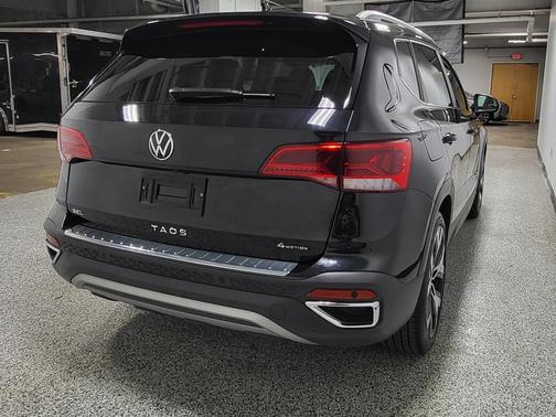 2022 Volkswagen Taos 1.5T SEL