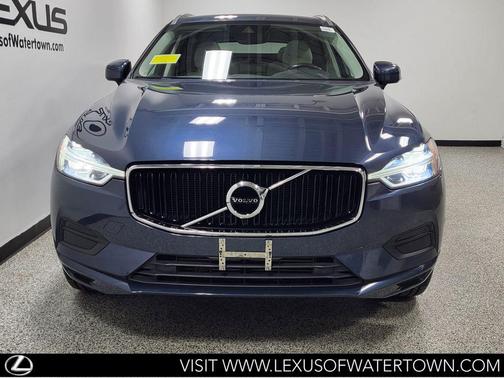 Denim Blue Metallic 2018 Volvo XC60 T5 Momentum