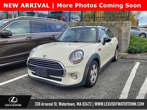 2017 MINI Hardtop Cooper