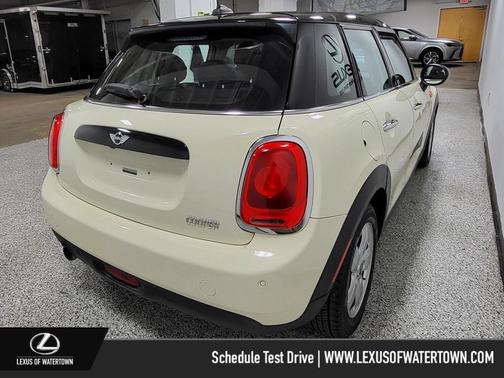 2017 MINI Hardtop Cooper