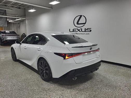 2022 Lexus IS 350 Base