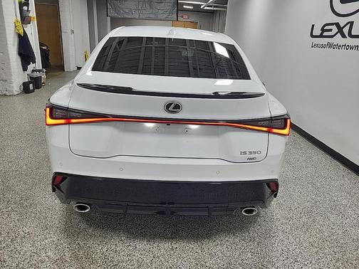 2022 Lexus IS 350 Base