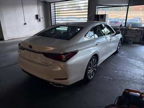 2019 Lexus ES 350 Base