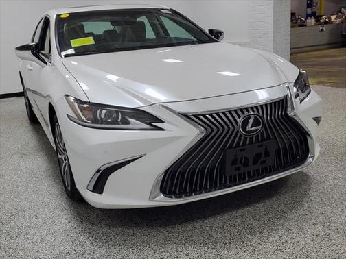 2019 Lexus ES 350 Base