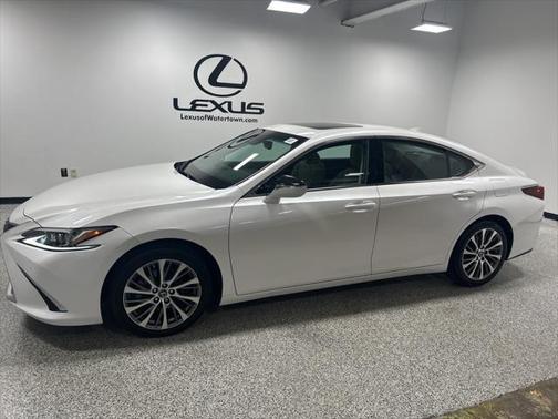 2019 Lexus ES 350 Base