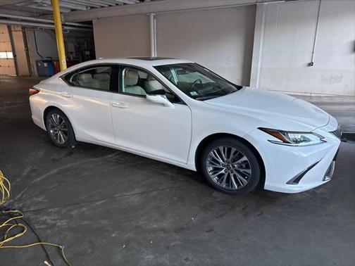 2019 Lexus ES 350 Base