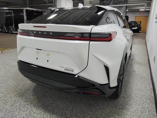 2024 Lexus RZ 450e Premium