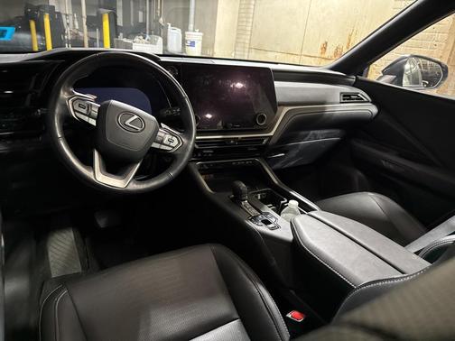 2024 Lexus TX 350 Premium