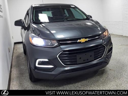 Nightfall Gray Metallic 2019 Chevrolet Trax LS