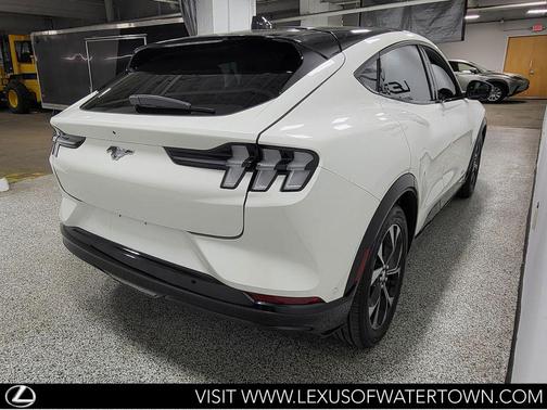 STAR WHITE MET TRI-COAT 2021 Ford Mustang Mach-E Premium