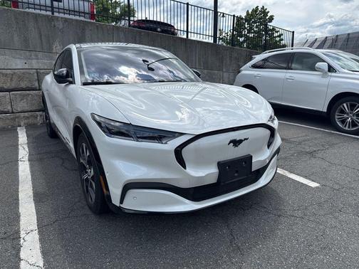 STAR WHITE MET TRI-COAT 2021 Ford Mustang Mach-E Premium
