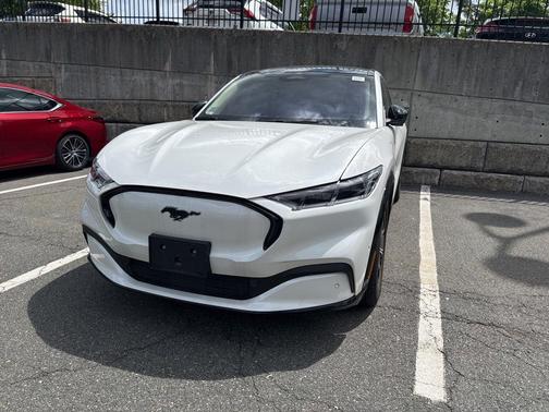 STAR WHITE MET TRI-COAT 2021 Ford Mustang Mach-E Premium
