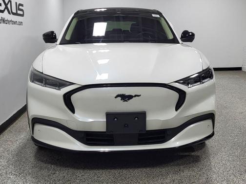 STAR WHITE MET TRI-COAT 2021 Ford Mustang Mach-E Premium