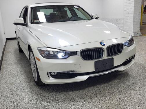 White Metallic 2013 BMW 328 328i