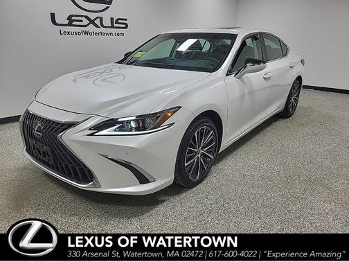 2025 Lexus ES 300h Base