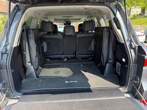 Nebula Gray Pearl 2020 Lexus LX 570 Three-Row