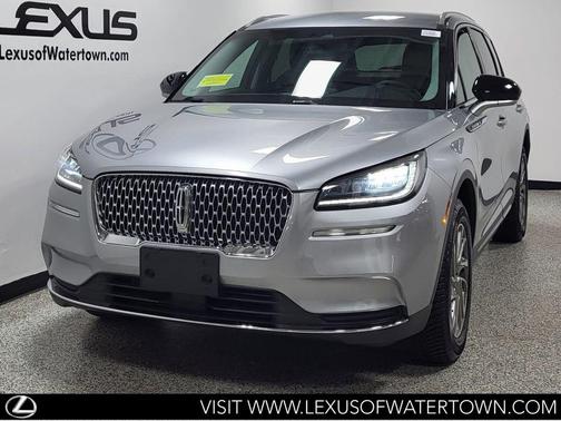 Silver Radiance Metallic Clearcoat 2022 Lincoln Corsair Standard