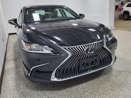 2019 Lexus ES 350 Luxury