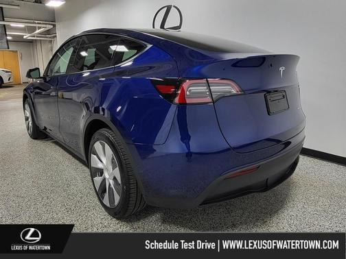 2024 Tesla Model Y Long Range Dual Motor All-Wheel Drive