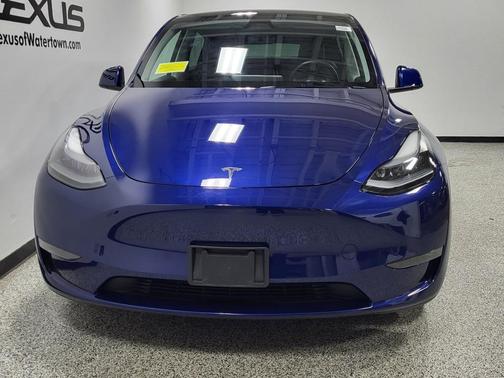 2024 Tesla Model Y Long Range Dual Motor All-Wheel Drive