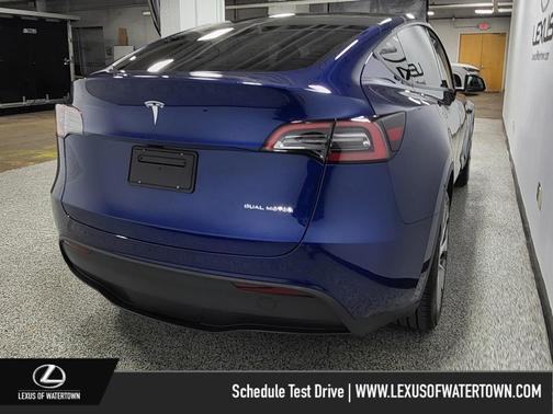 2024 Tesla Model Y Long Range Dual Motor All-Wheel Drive