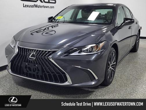 2025 Lexus ES 300h Base