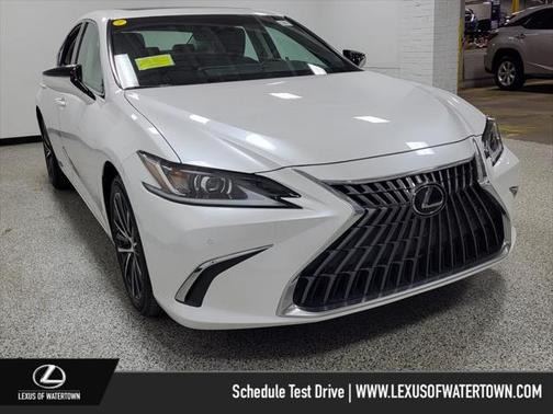 2022 Lexus ES 350 Base