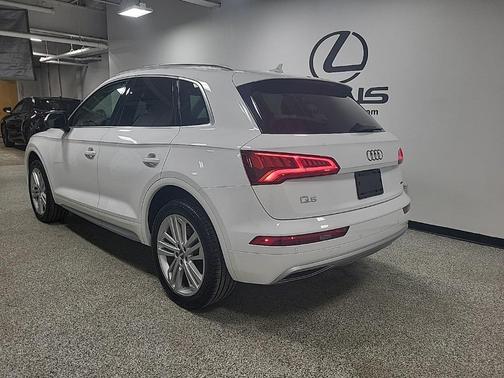 2019 Audi Q5 2.0T Premium Plus