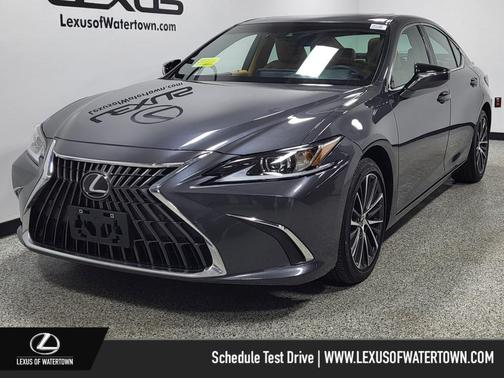 2022 Lexus ES 350 Base