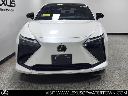 Oxygen White 2026 Lexus RZ 450e Luxury