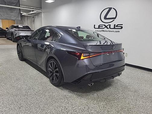 2022 Lexus IS 350 Base