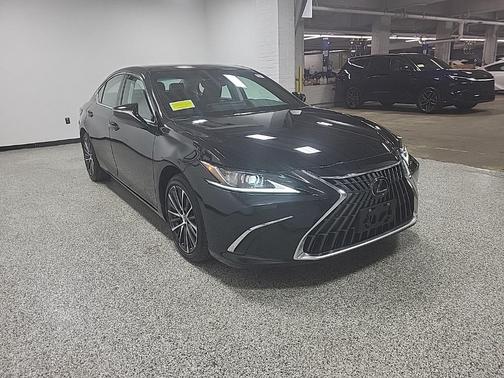 2023 Lexus ES 350 Base