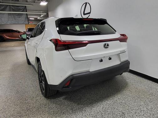 2023 Lexus UX 250h Base