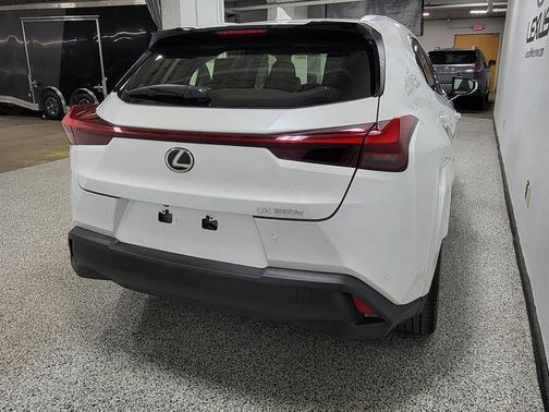 2023 Lexus UX 250h Base