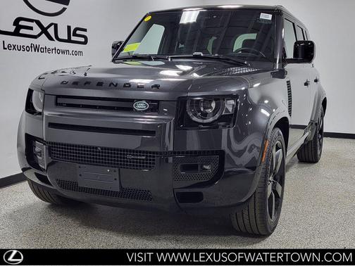 Eiger Grey Metallic 2023 Land Rover Defender 110 X-Dynamic SE