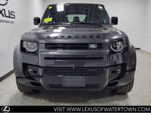 Eiger Grey Metallic 2023 Land Rover Defender 110 X-Dynamic SE