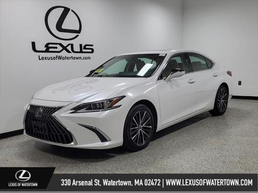 2023 Lexus ES 300h Base