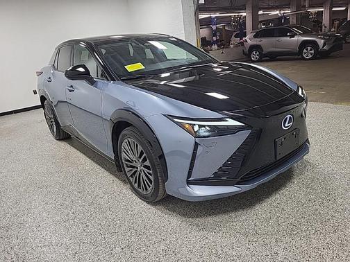 2023 Lexus RZ 450e Luxury