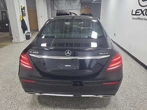 2019 Mercedes-Benz E-Class 4MATIC