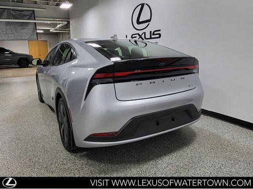 2024 Toyota Prius LE